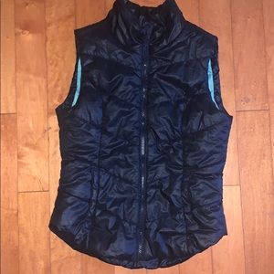 Black Aeropostale winter vest